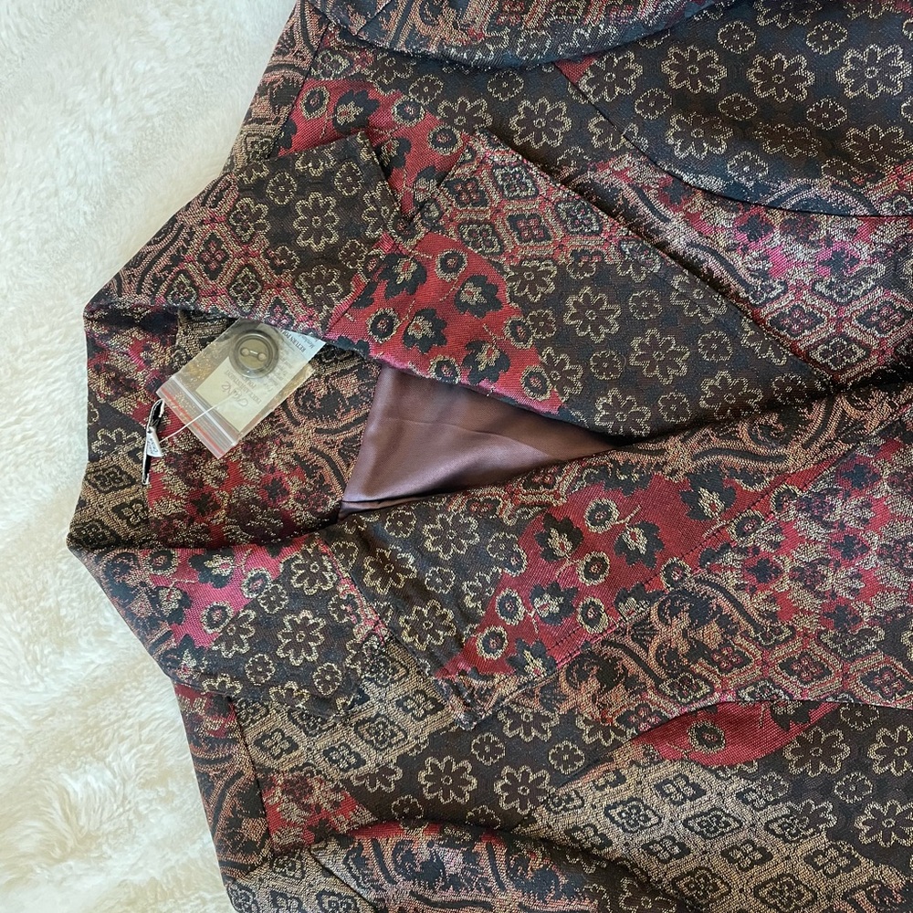 Cache Jacket. - Picture 12 of 16
